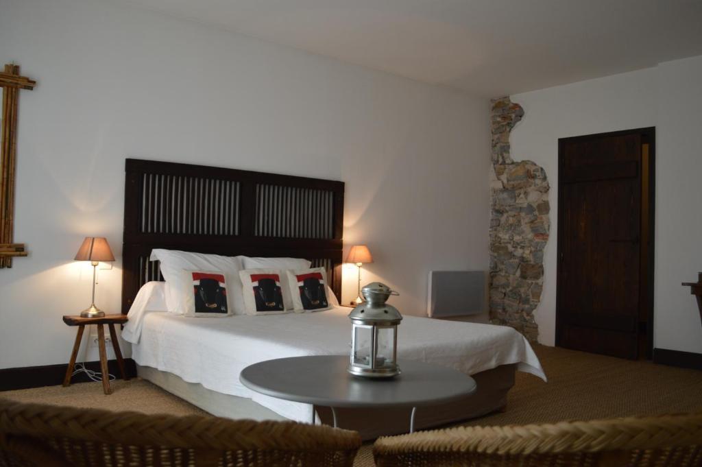 Bed and Breakfast La Ferme Ostalapia Ahetze Habitación foto