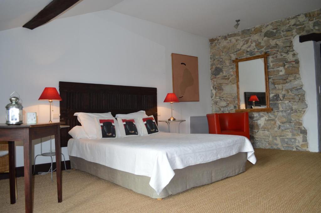 Bed and Breakfast La Ferme Ostalapia Ahetze Habitación foto