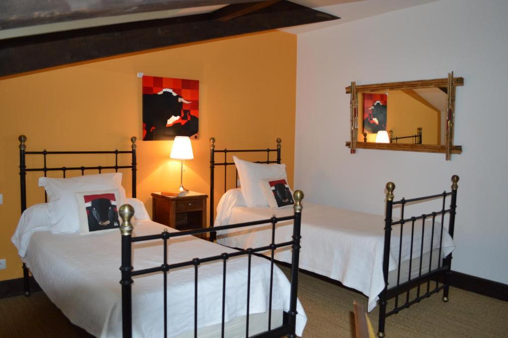 Bed and Breakfast La Ferme Ostalapia Ahetze Habitación foto